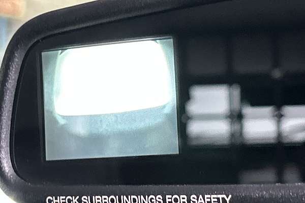 2012 Toyota FJ Cruiser GSJ15R thumb-15