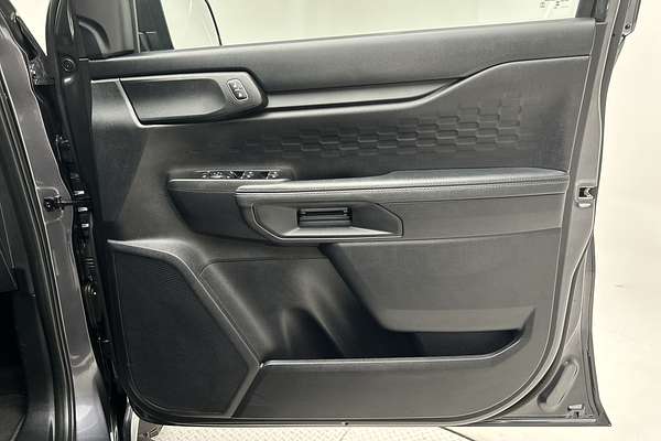 2025 Ford Ranger XLT 4X4 3.0L thumb-18