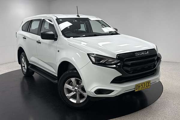 2023 Isuzu MU-X LS-M