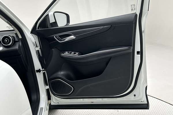 2022 MG HS Vibe SAS23 thumb-18