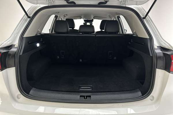 2022 MG HS Vibe SAS23 thumb-20