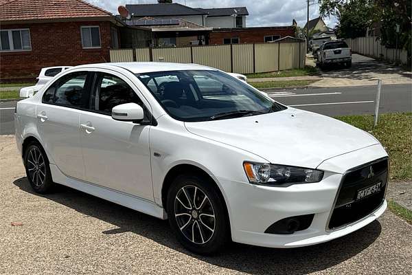 2014 Mitsubishi Lancer ES Sport CJ