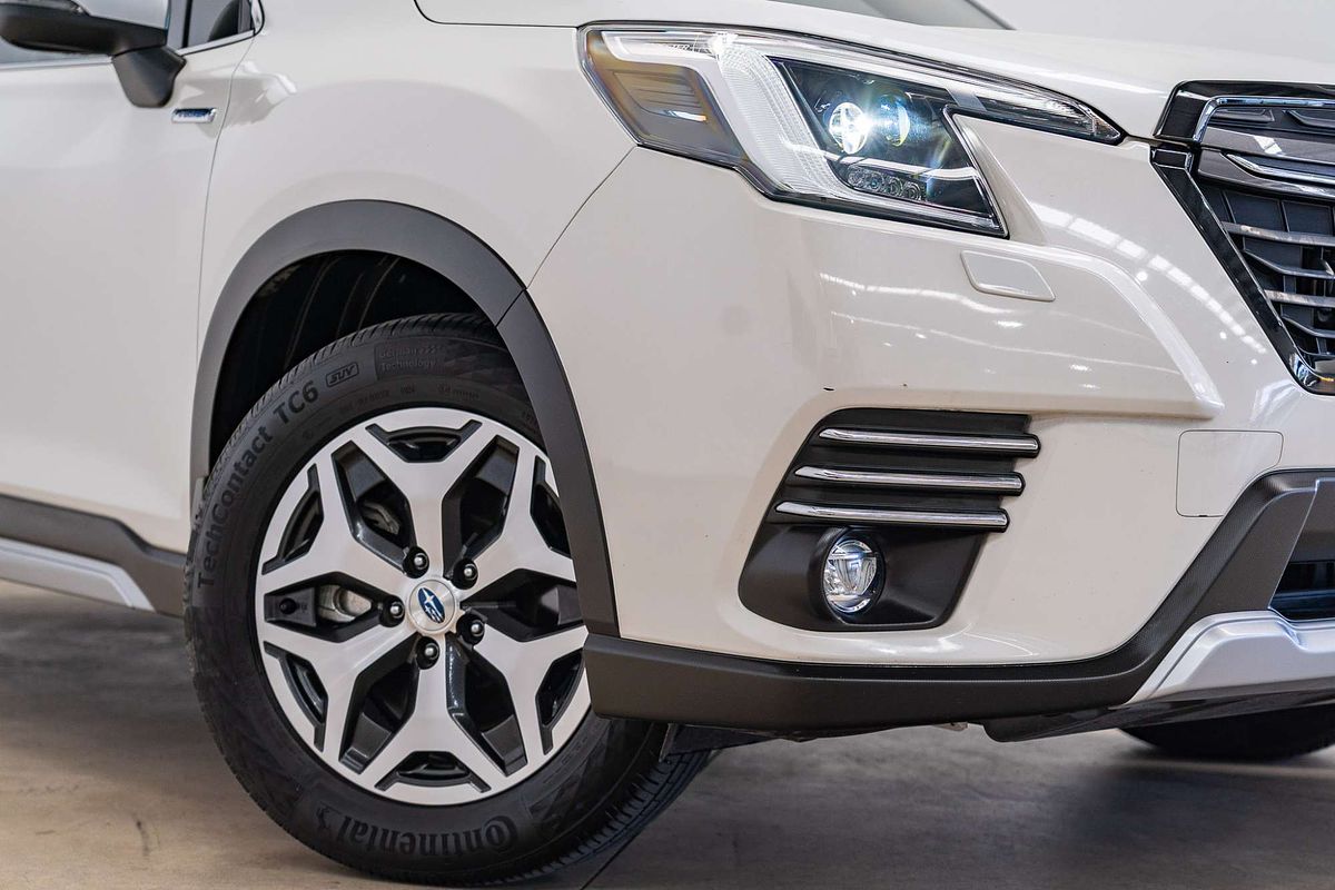 2023 Subaru Forester Hybrid L S5