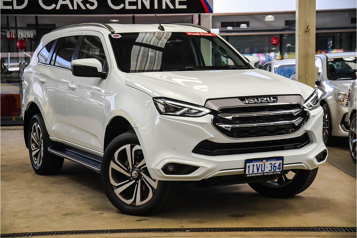 2022 Isuzu MU-X LS-T
