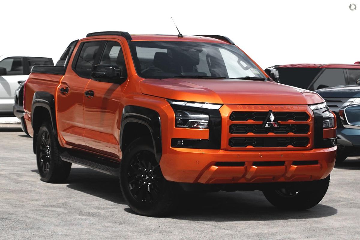 2025 Mitsubishi Triton GSR MV 4X4