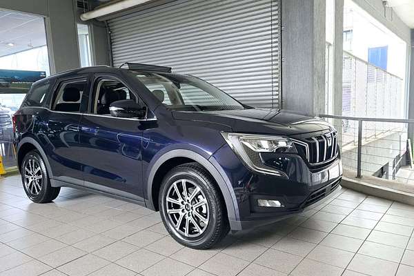 2025 Mahindra XUV700 AX7L