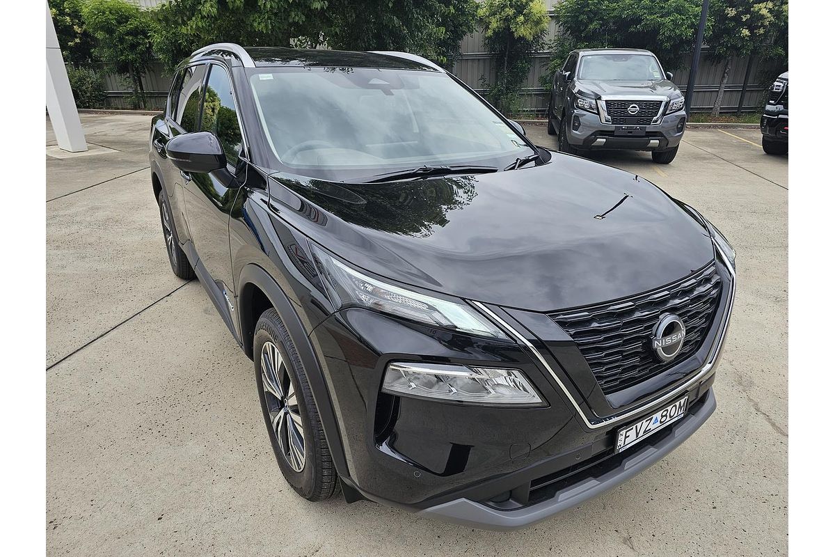 2025 Nissan X-TRAIL ST-L e-POWER T33