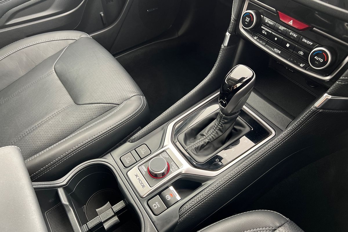 2022 Subaru Forester Hybrid S S5