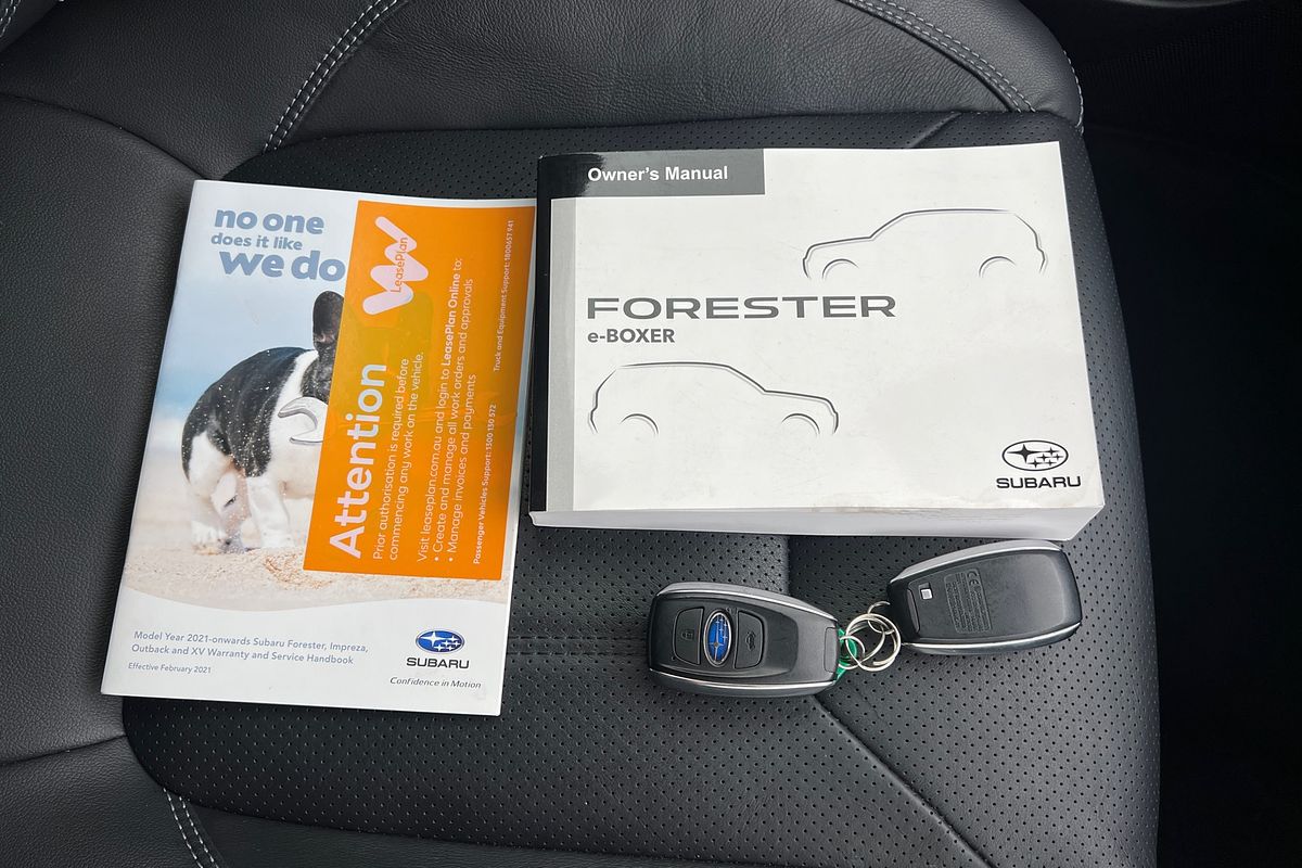 2022 Subaru Forester Hybrid S S5