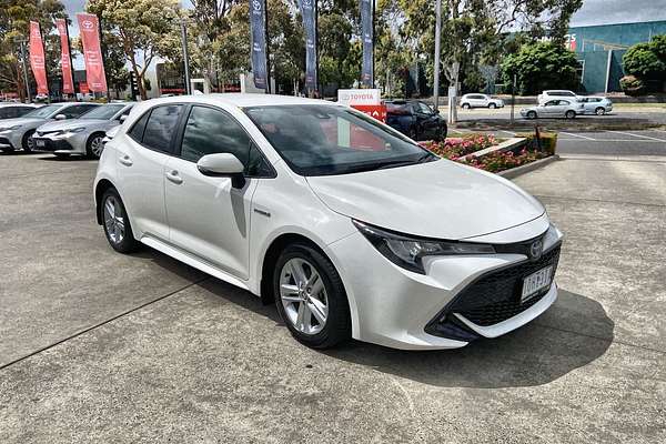 2018 Toyota Corolla SX Hybrid ZWE211R