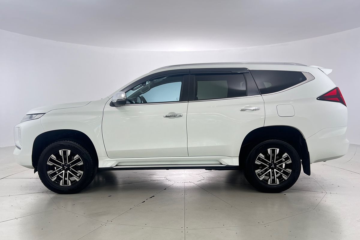 2022 Mitsubishi Pajero Sport GLS QF