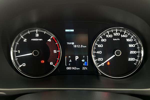 2022 Mitsubishi Pajero Sport GLS QF thumb-13