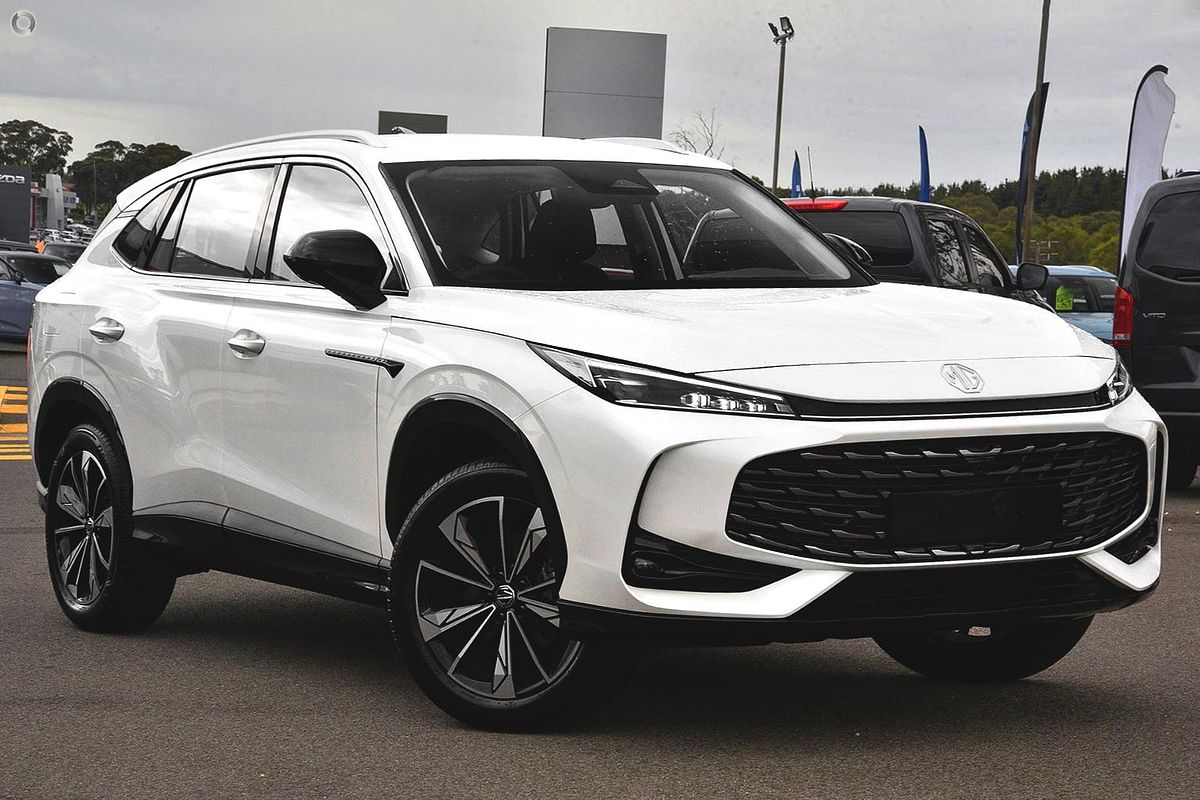 2025 MG HS Excite AS33