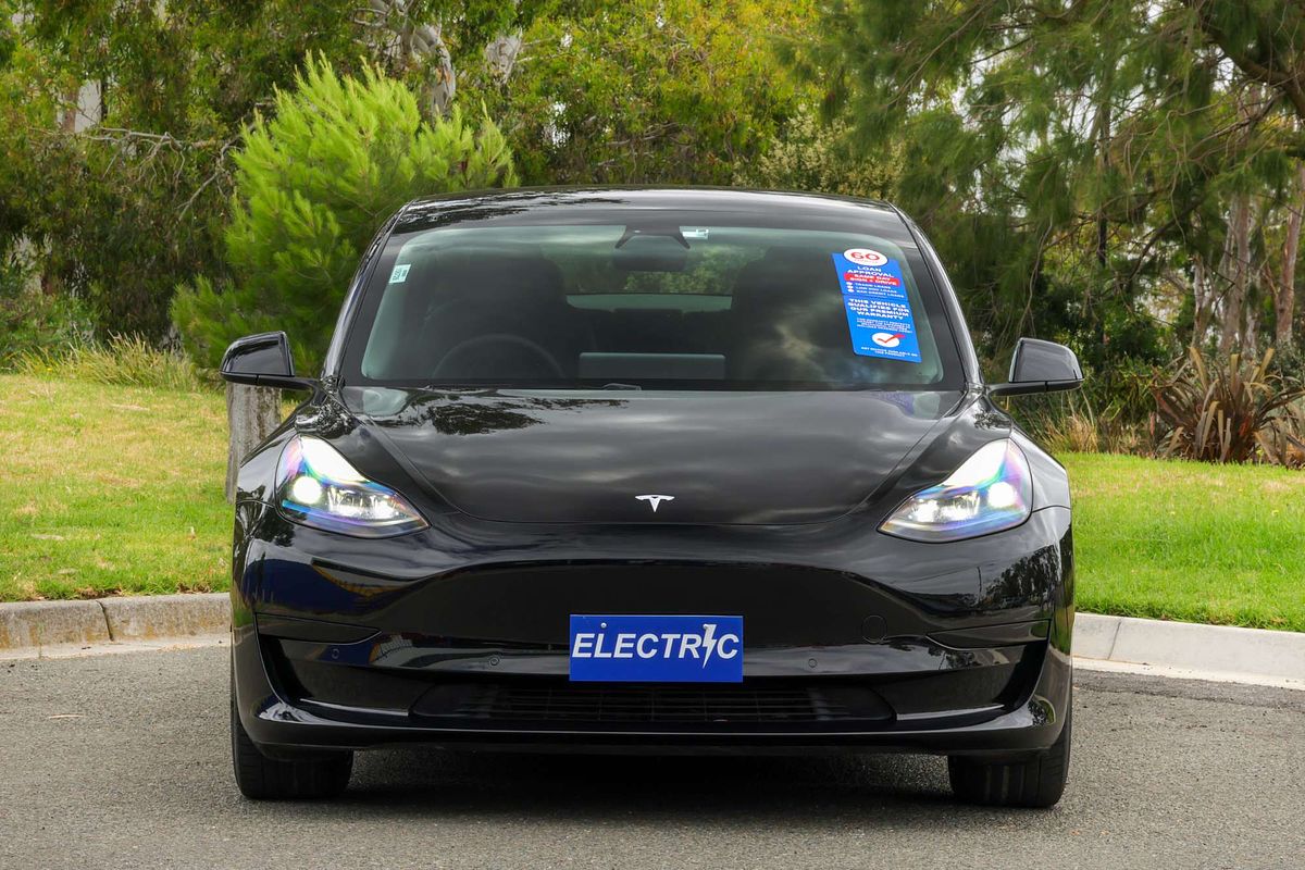 2021 Tesla Model 3 Standard Range Plus