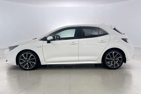 2021 Toyota Corolla ZR Hybrid ZWE211R thumb-1