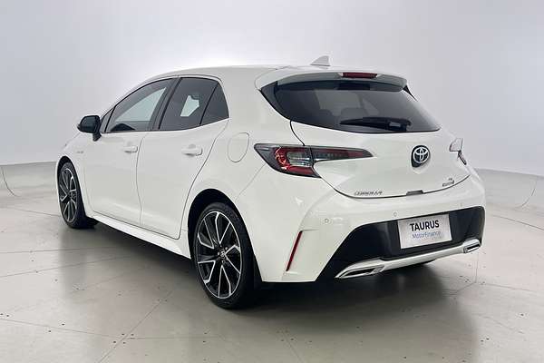 2021 Toyota Corolla ZR Hybrid ZWE211R thumb-2