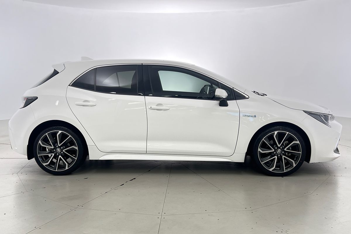 2021 Toyota Corolla ZR Hybrid ZWE211R