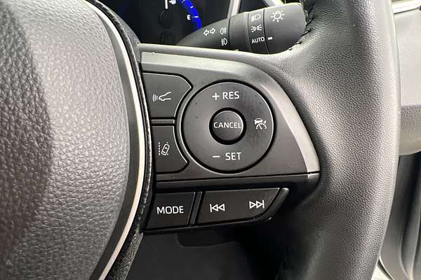 2021 Toyota Corolla ZR Hybrid ZWE211R thumb-12