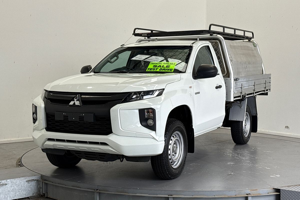 2022 Mitsubishi Triton