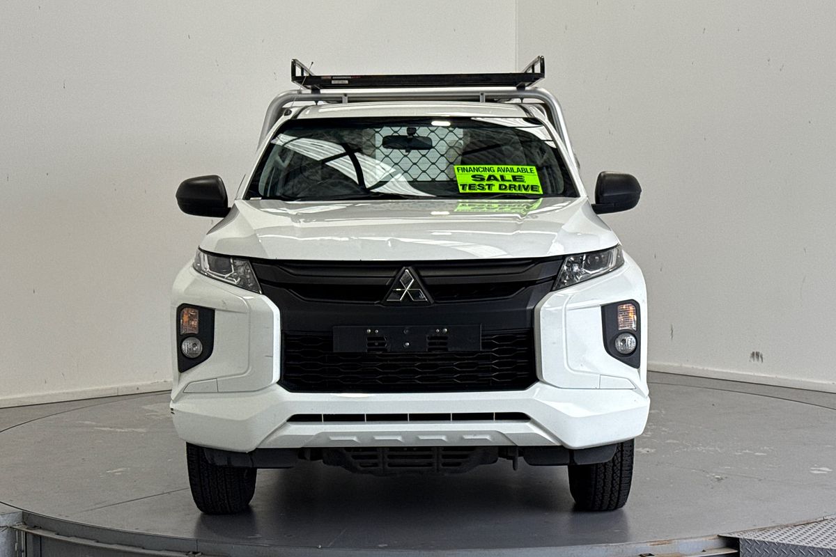 2022 Mitsubishi Triton