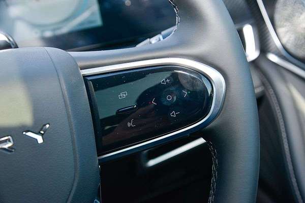 2025 Chery Tiggo 7 Super Hybrid Ultimate T32 thumb-17