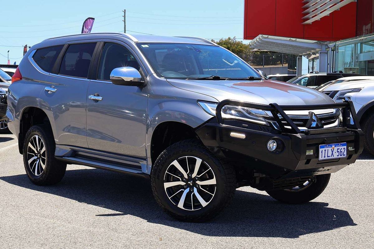 2017 Mitsubishi Pajero Sport GLS QE