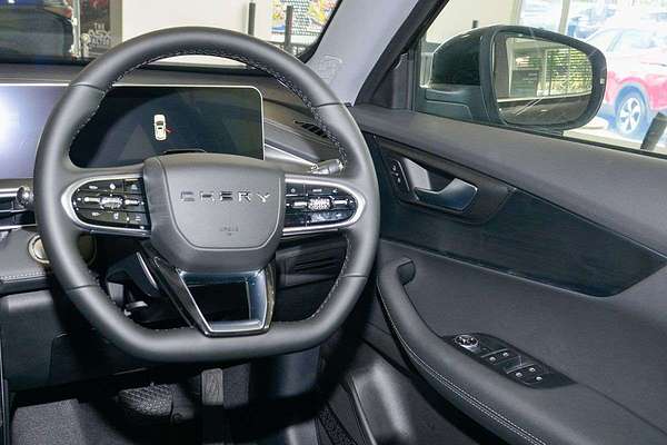 2025 Chery Tiggo 4 Urban thumb-17