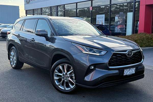 2025 Toyota Kluger Grande AXUH78R