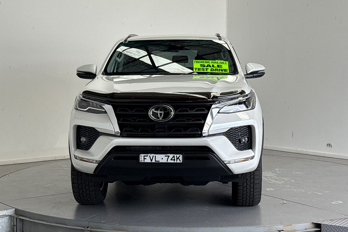 2025 Toyota Fortuner GXL GUN156R