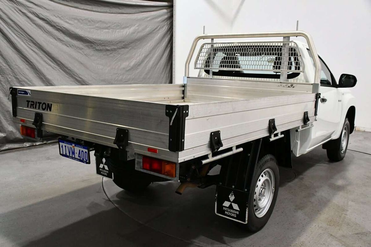 2022 Mitsubishi Triton GLX MR Rear Wheel Drive