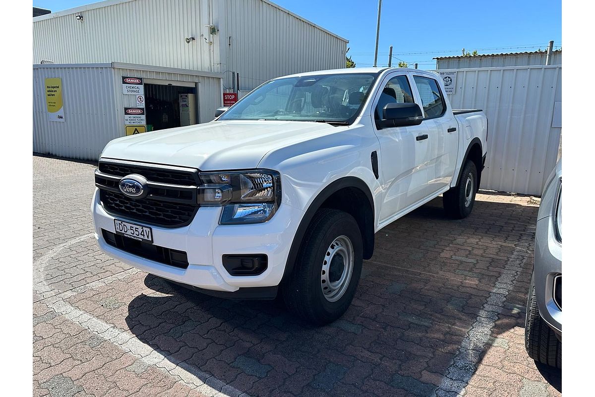 2024 Ford Ranger XL 4X4 2.0L