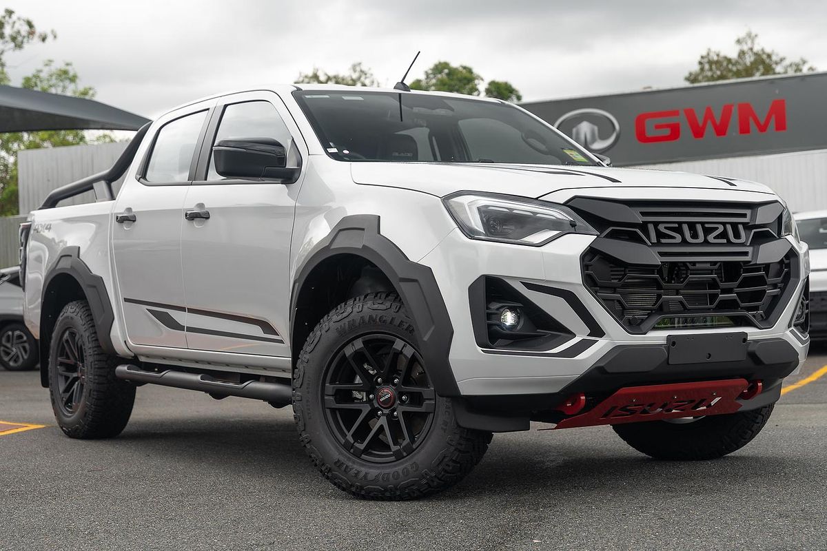 2025 Isuzu D-MAX BLADE 4X4