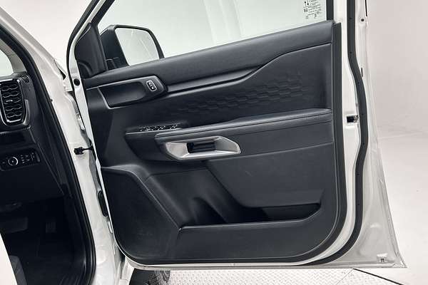 2025 Ford Ranger Sport 4X4 3.0L thumb-18