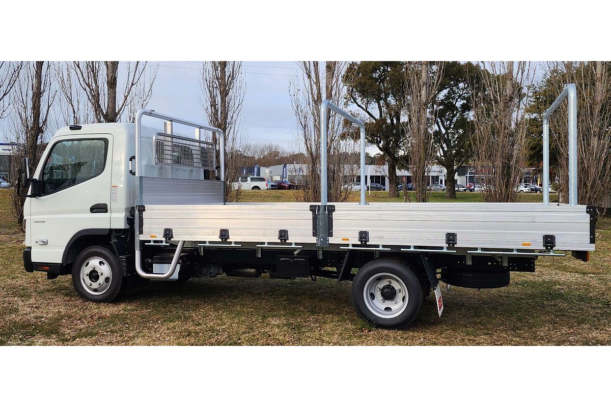 2025 Fuso Canter 515 4x2 SWB