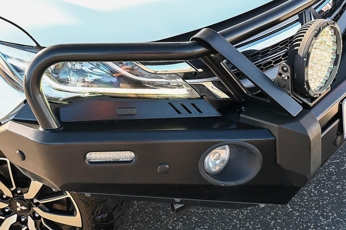 2016 Mitsubishi Pajero Sport GLX QE