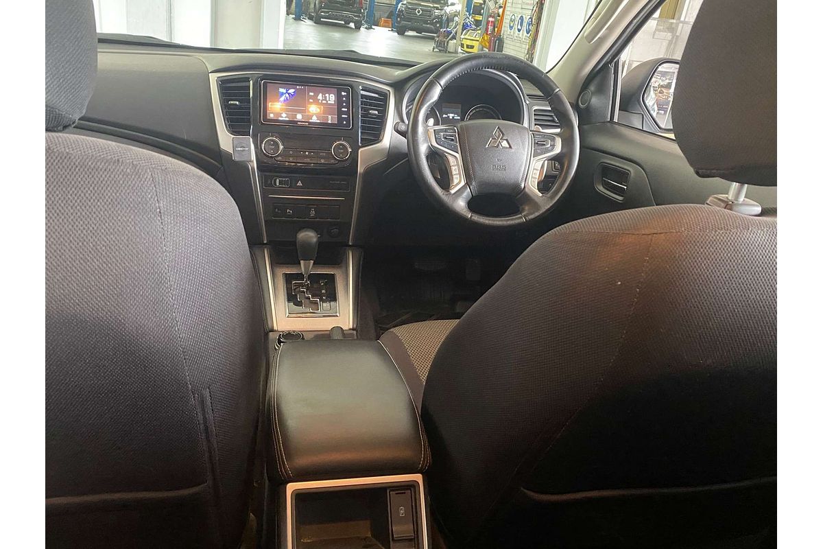 TRITON MR MY23 GLS (4x4) 2.4L DT4 TURBO DIESEL DIR INJ 6 SP AUTOMATIC DOUBLE CAB P/UP 