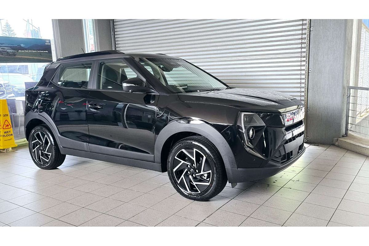 2025 Mahindra XUV3X0