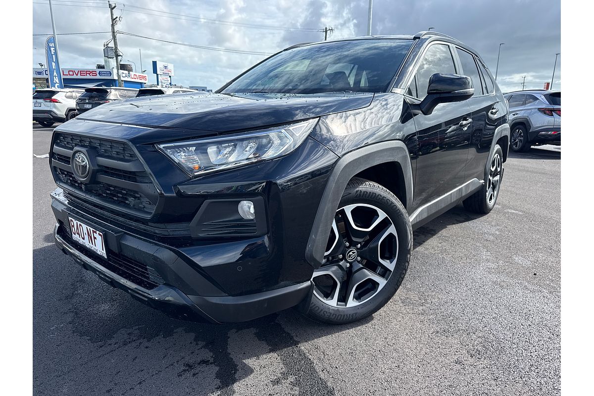 2019 Toyota RAV4 Edge AXAA54R