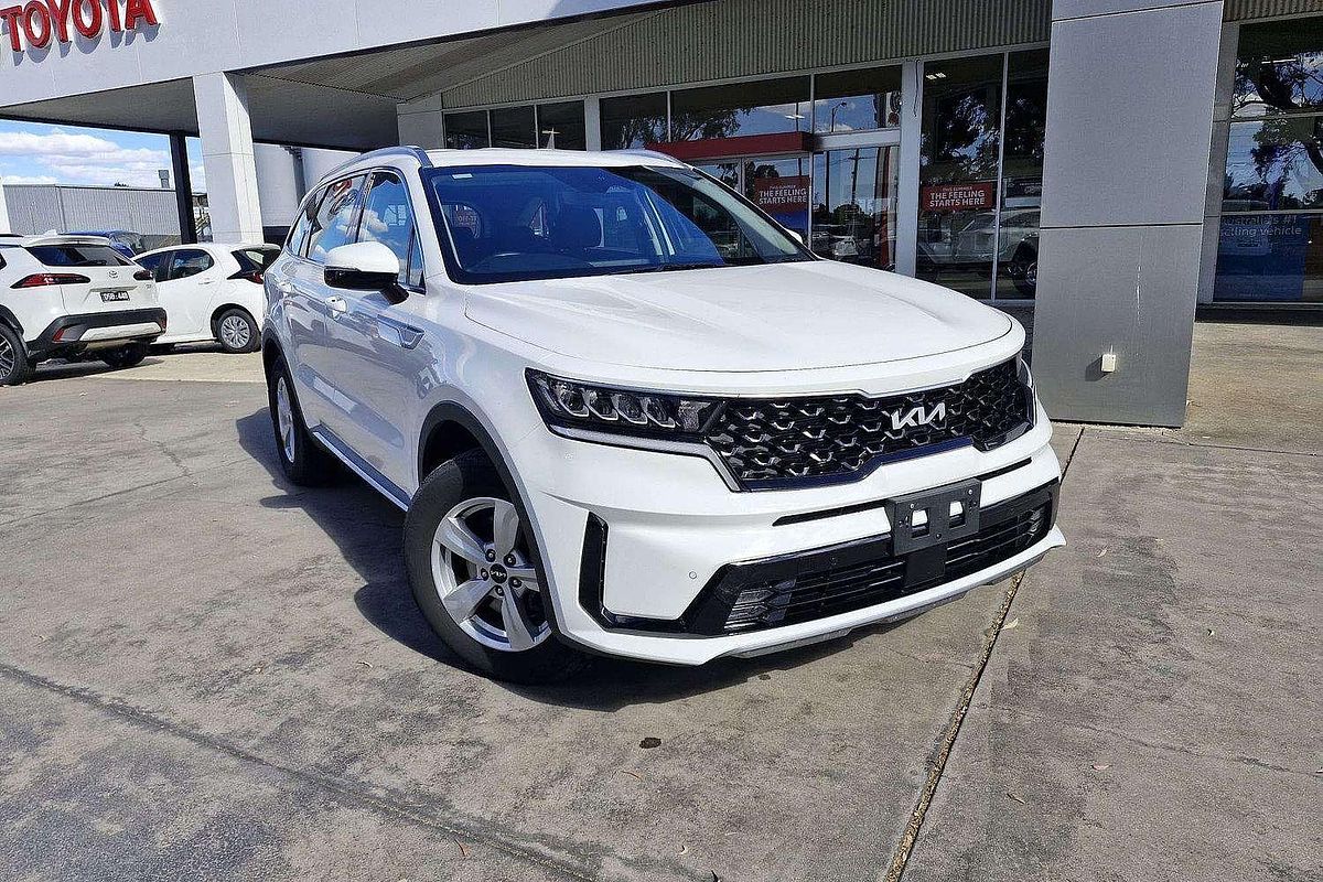 2023 Kia Sorento S MQ4