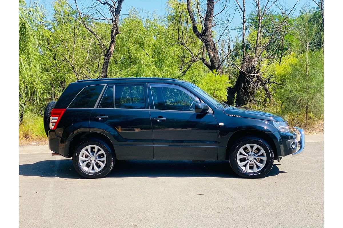 2013 Suzuki GRAND VITARA JB