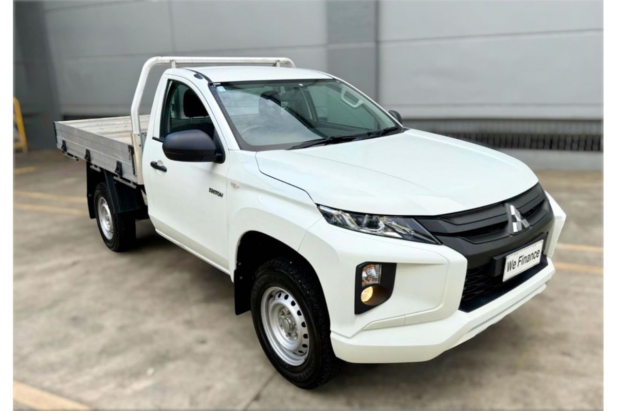 2021 Mitsubishi Triton GLX MR
