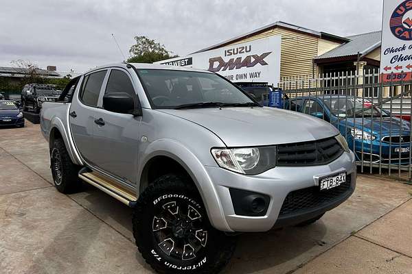 2014 Mitsubishi Triton GLX MN 4X4