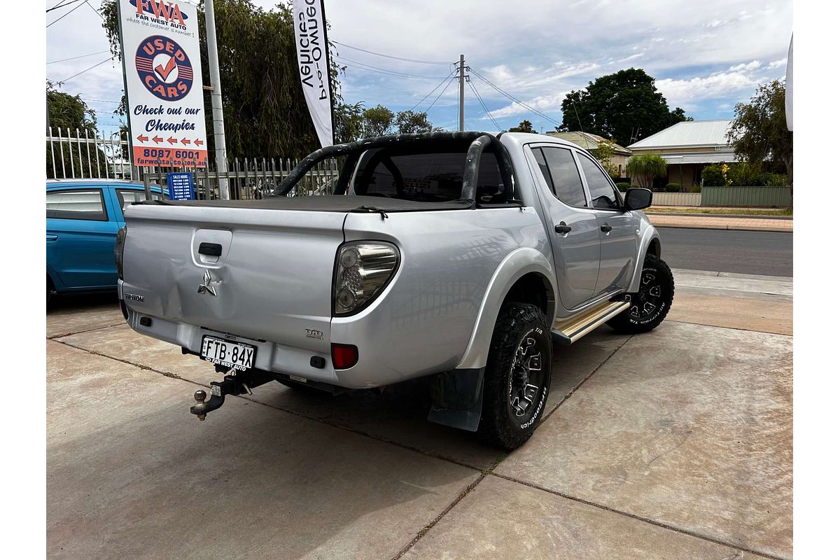 2014 Mitsubishi Triton GLX MN 4X4