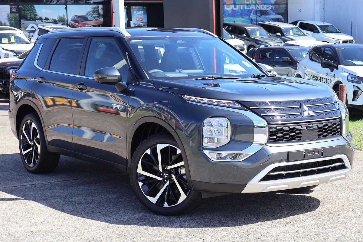 2025 Mitsubishi Outlander PHEV Aspire ZM