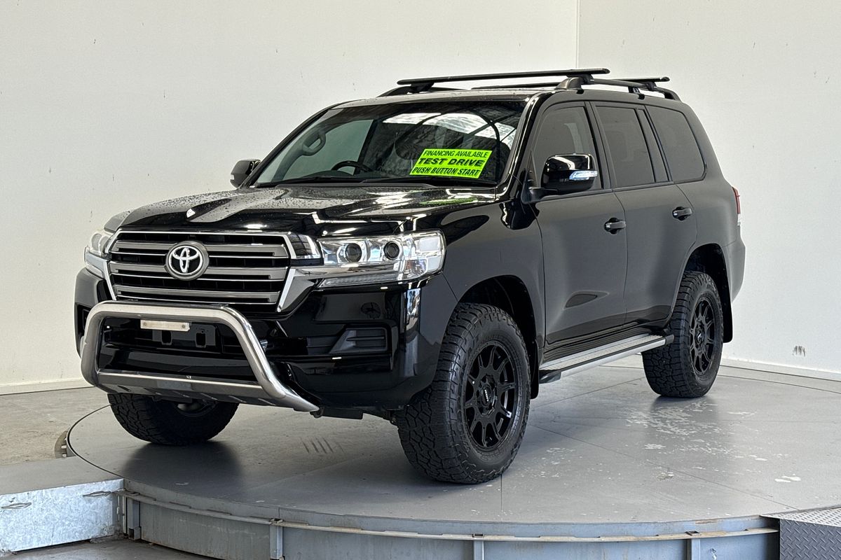2017 Toyota Landcruiser GXL VDJ200R