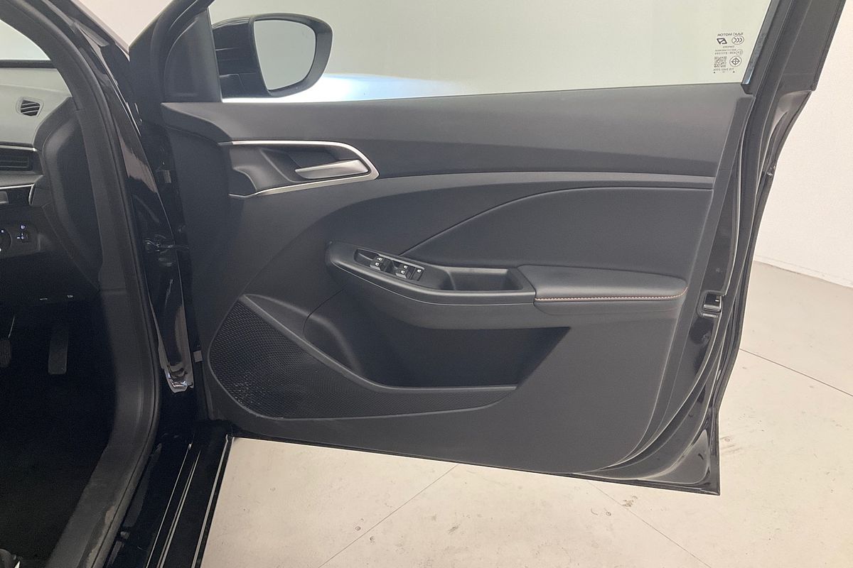 MY25.5 MG3 1.5 CVT ESSENCE MY25.5 MG3 1.5 CVT ESSENCE