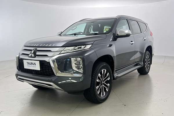2022 Mitsubishi Pajero Sport Exceed QF thumb-0