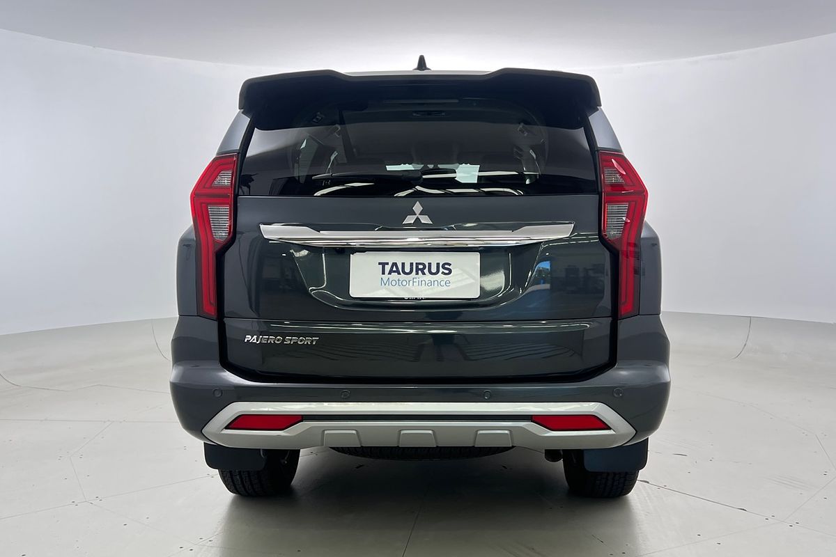 2022 Mitsubishi Pajero Sport Exceed QF