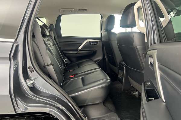 2022 Mitsubishi Pajero Sport Exceed QF thumb-16