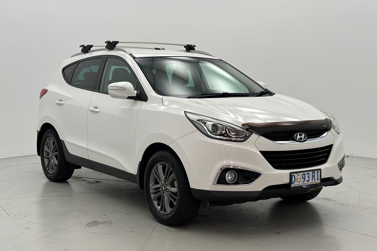 2014 HYUNDAI iX35 SE (FWD) 6 SP AUTOMATIC 4D WAGON 4CYL 2014 HYUNDAI iX35 SE (FWD) 6 SP AUTOMATIC 4D WAGON 4CYL